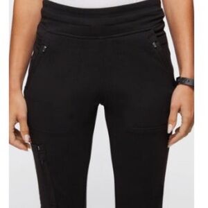 NWOT Jannuu 10 Pocket Scrub Jogger XS Petite
